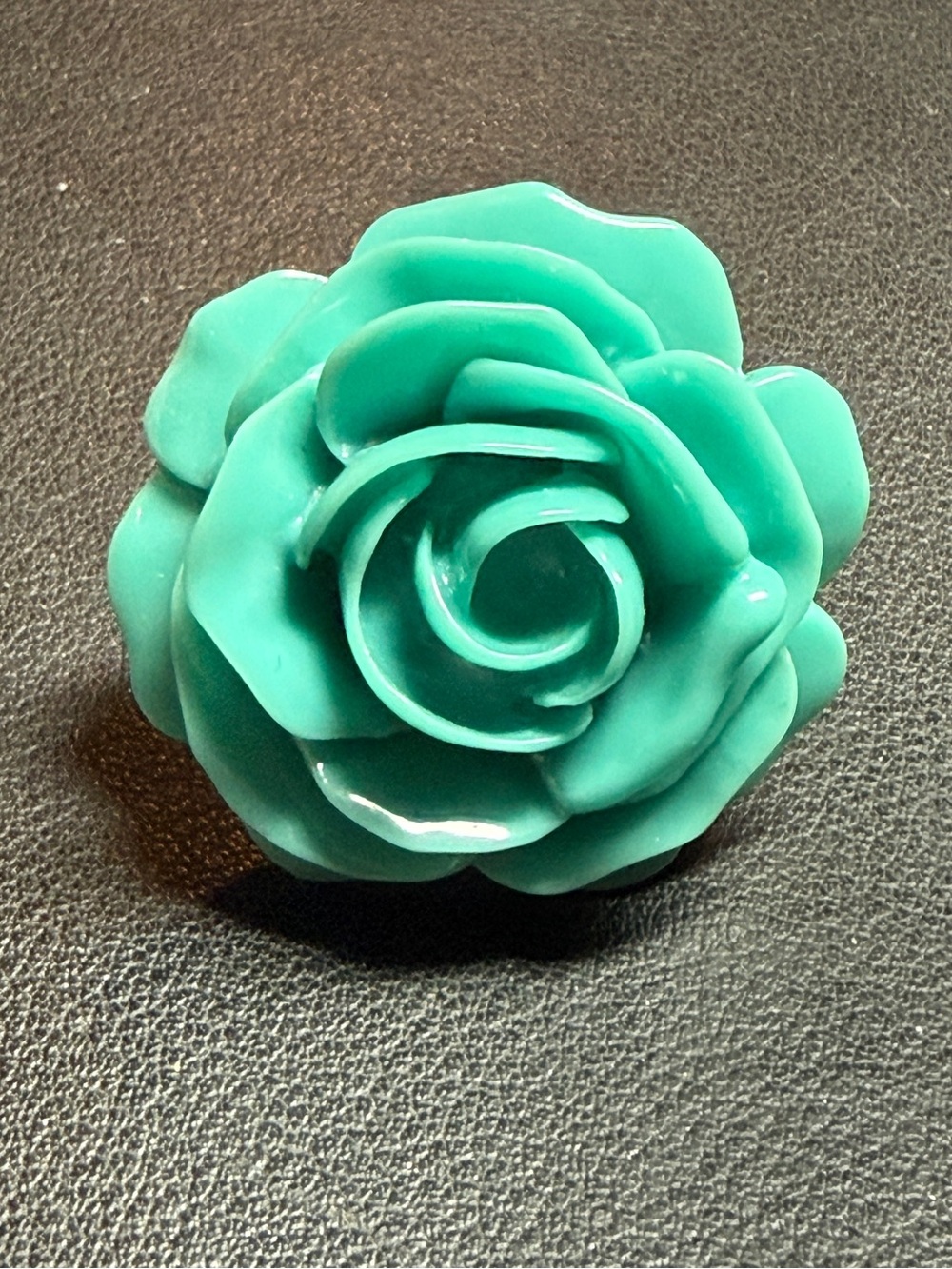 90s Kenneth Jay Lane KJL Turquoise Flower Ring 22K Yellow Gold Plated Size 8.5